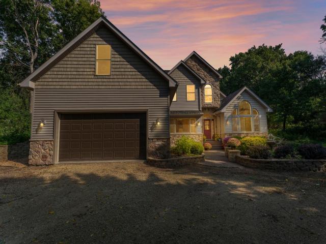 2317 Arlington Avenue E Saint Paul MN 55119 - MLS# 6774730