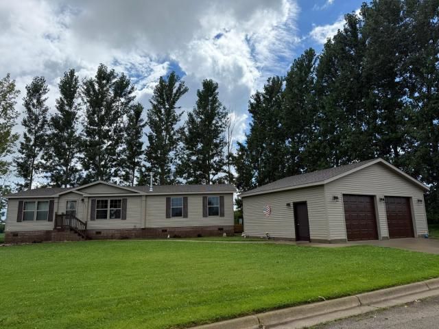 2705 18th Street NW Owatonna MN 55060 - MLS# 6774867