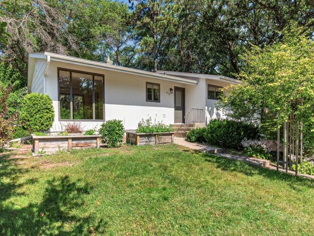 1937 Flandrau Street Maplewood MN 55109 - MLS# 6775107