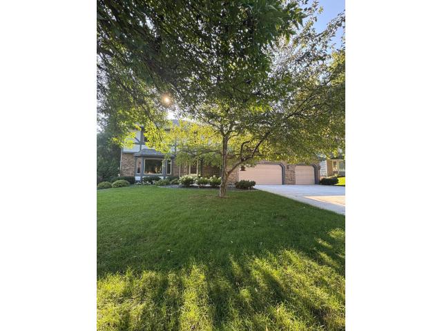 8887 Dallas Lane N Maple Grove MN 55369 - MLS# 6775153