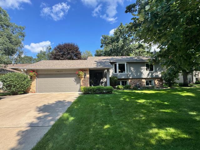 10823 Fillmore Street NE Minneapolis MN 55434 - MLS# 6775478