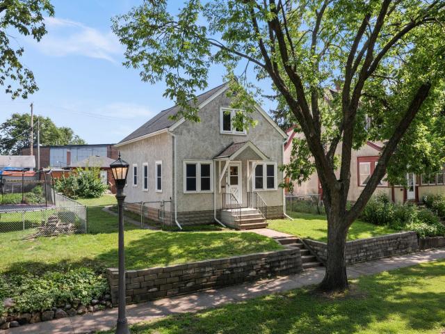 1692 W Race Street Saint Paul MN 55116 - MLS# 6775480