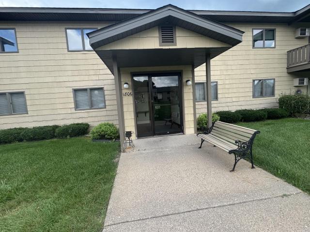 1806 Pioneer Road Red Wing MN 55066 - MLS# 6775634