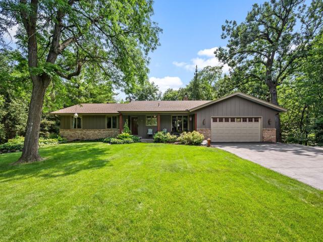 17191 Cedarcrest Drive Eden Prairie MN 55347 - MLS# 6775635