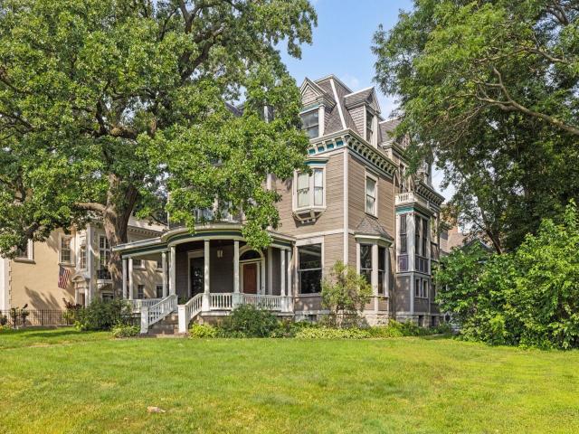 415 Summit Avenue Unit 2 Saint Paul MN 55102 - MLS# 6775805