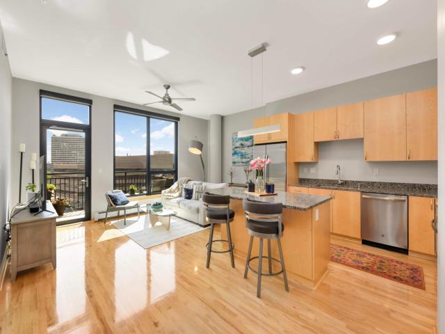 1240 S 2nd Street Unit 817 Minneapolis MN 55415 - MLS# 6775808