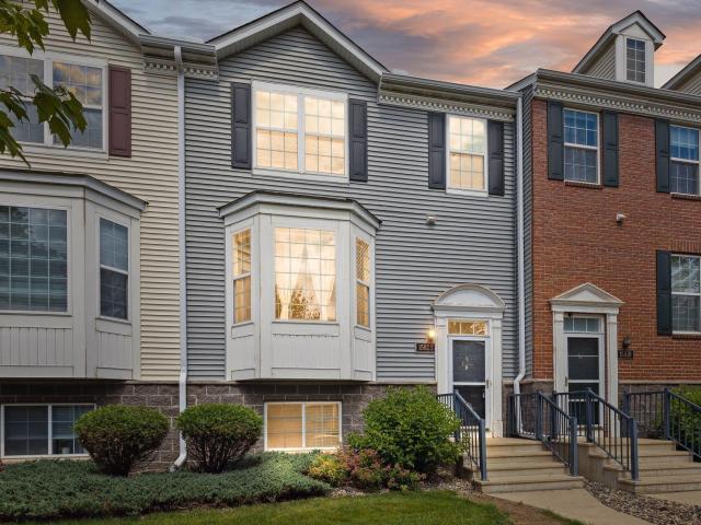 15823 Freedom Lane Saint Paul MN 55124 - MLS# 6775896