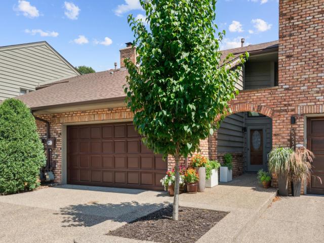 5535 Village Drive Edina MN 55439 - MLS# 6776105