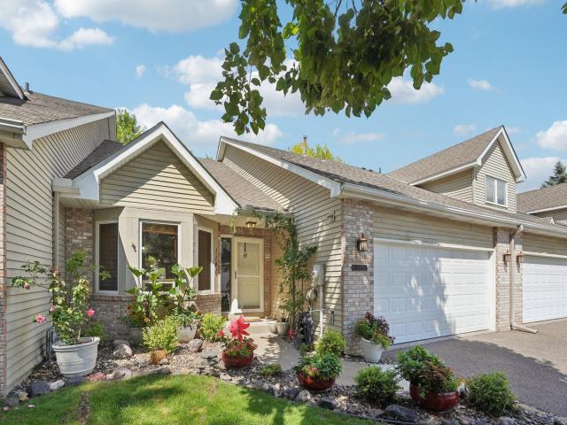 1140 Trenton Circle N Minneapolis MN 55441 - MLS# 6776794