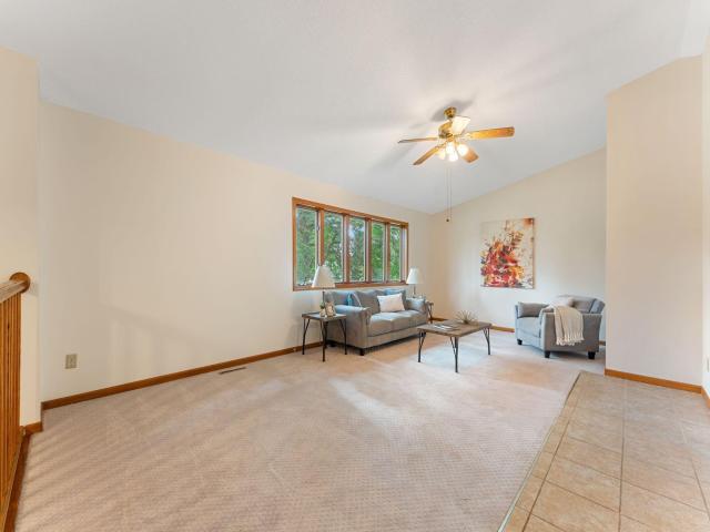 5562 Golfview Lane N Saint Paul MN 55128 - MLS# 6776825