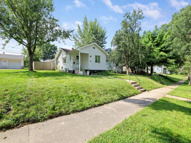 1860 Clear Avenue Saint Paul MN 55119 - MLS# 6776962