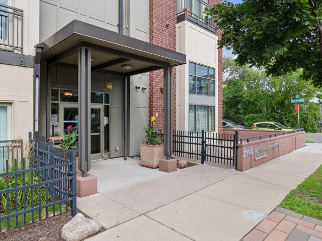 2900 11th Avenue S Unit 401 Minneapolis MN 55407 - MLS# 6777121