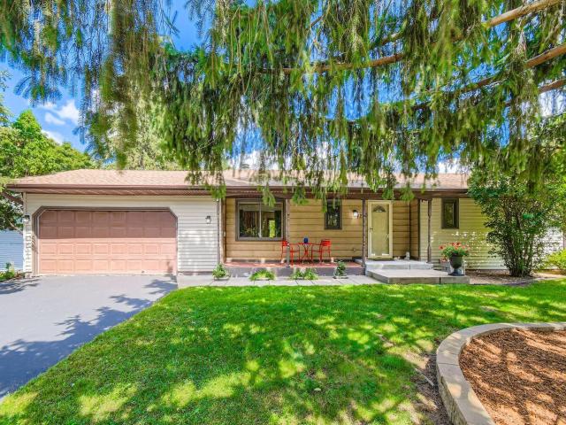 4250 Victoria Street N Saint Paul MN 55126 - MLS# 6777145