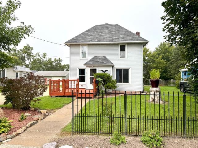 107 5th Street NE Stewartville MN 55976 - MLS# 6777323