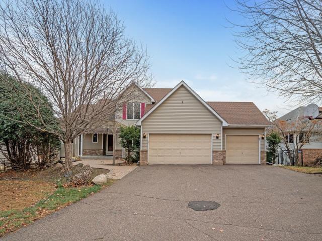 2970 Western Avenue N Saint Paul MN 55113 - MLS# 6777387