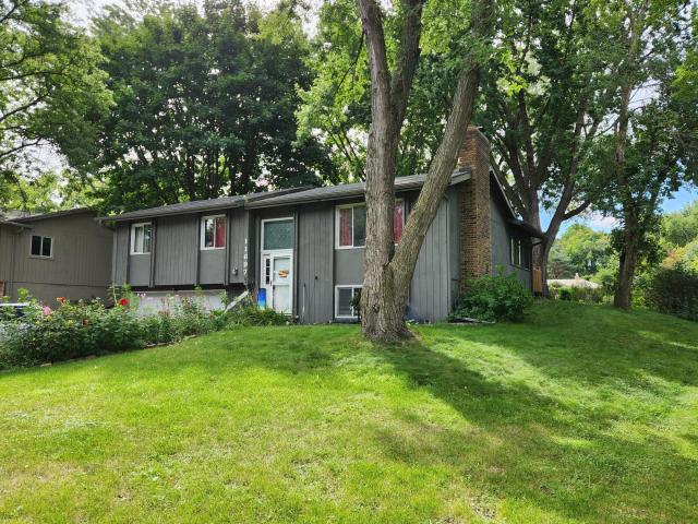 11697 67th Place N Maple Grove MN 55369 - MLS# 6777791