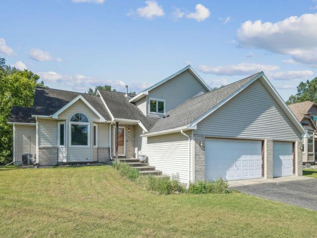 12155 Princeton Avenue Eden Prairie MN 55347 - MLS# 6778172