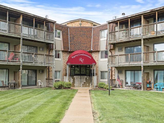 2009 E 122nd Street Unit C9 Burnsville MN 55337 - MLS# 6778308