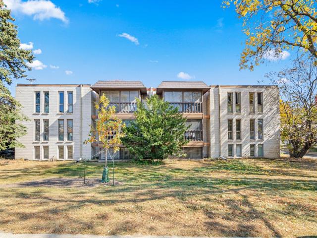 6301 York Avenue S Unit 102 Minneapolis MN 55435 - MLS# 6778971