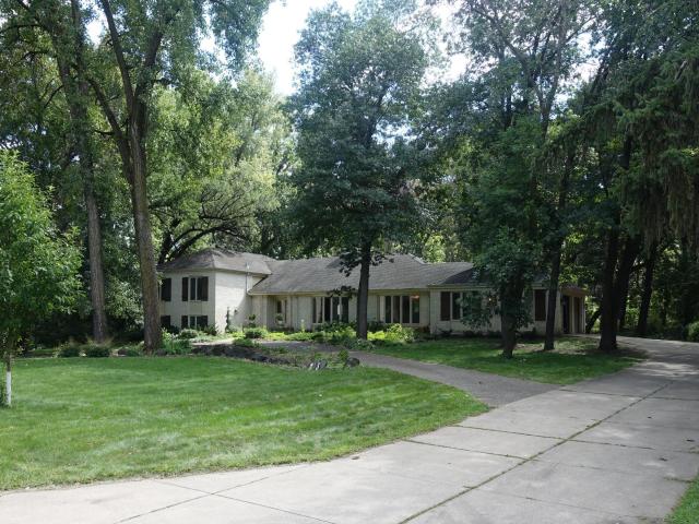 23 Evergreen Road Saint Paul MN 55127 - MLS# 6779160