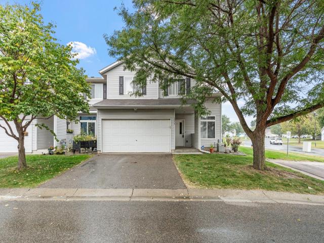 1954 Parkway Avenue Shakopee MN 55379 - MLS# 6779172