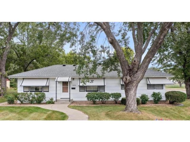 6000 Girard Avenue N Minneapolis MN 55430 - MLS# 6779175