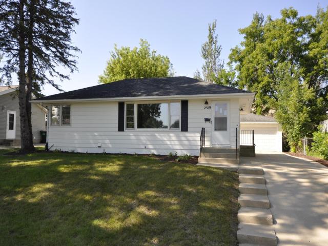 2519 19th Avenue NW Rochester MN 55901 - MLS# 6779447