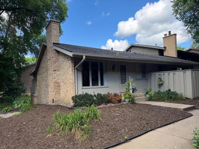 44 Walden Street Burnsville MN 55337 - MLS# 6779581