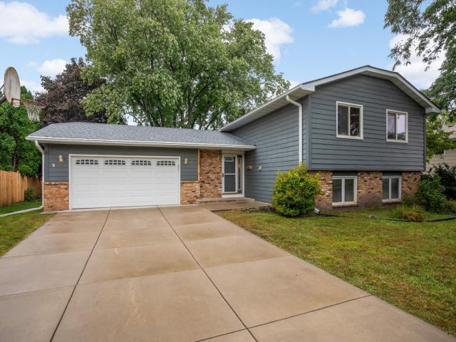 125 9th Avenue NE Osseo MN 55369 - MLS# 6779783
