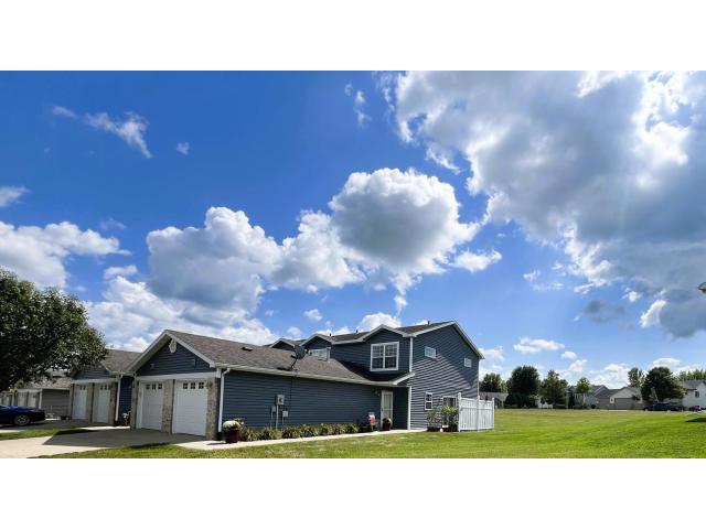 586 Pointe Court SW Rochester MN 55902 - MLS# 6780072