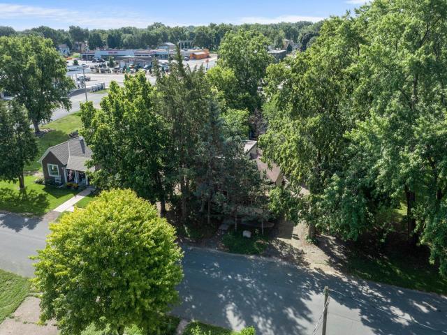 720 Bluff Avenue E Shakopee MN 55379 - MLS# 6780238