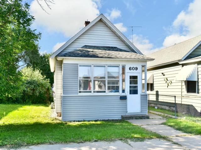 609 E 2nd Street Winona MN 55987 - MLS# 6780594