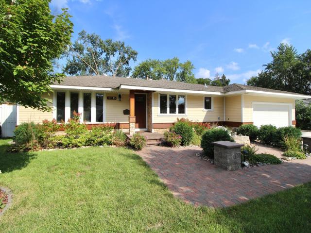 10933 Drew Avenue S Minneapolis MN 55431 - MLS# 6780864