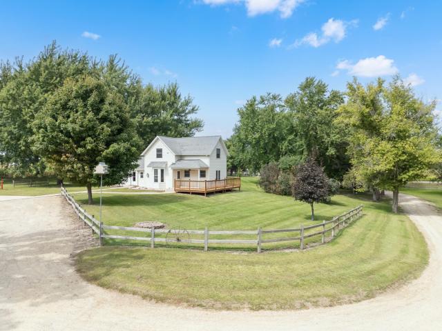 1013 W 9th Street Albert Lea MN 56007