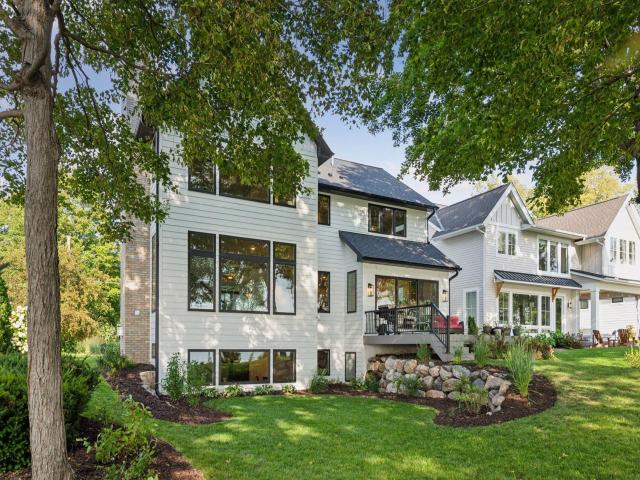 2915 Casco Point Road Wayzata MN 55391 - MLS# 6780980
