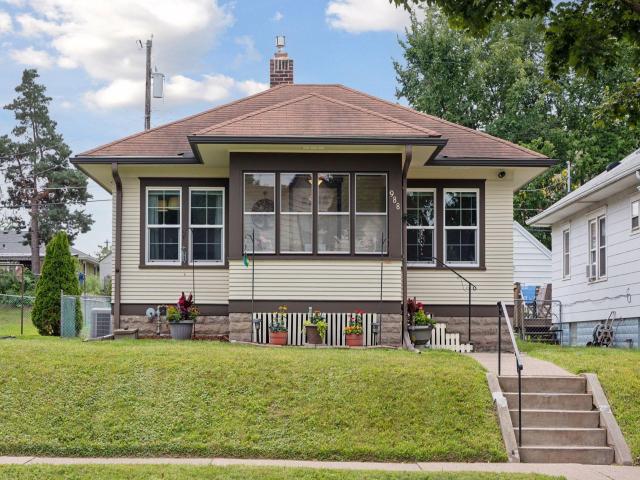 988 Geranium Avenue E Saint Paul MN 55106 - MLS# 6781432