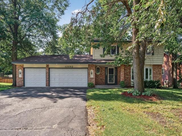 12092 Butternut Street NW Coon Rapids MN 55448 - MLS# 6781484
