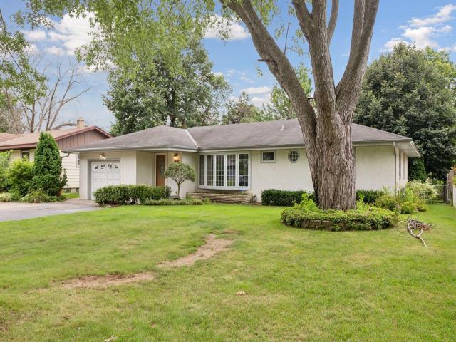2112 Radatz Avenue North Saint Paul MN 55109 - MLS# 6781522