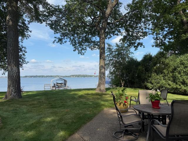 27090 Edgewood Road Excelsior MN 55331 - MLS# 6781622