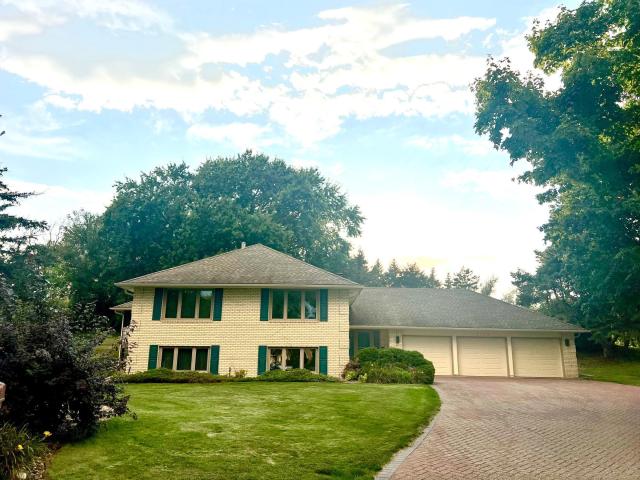 12236 48th Place N Minneapolis MN 55442 - MLS# 6781682