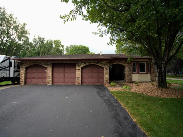 12515 49th Avenue N Plymouth MN 55442 - MLS# 6781737