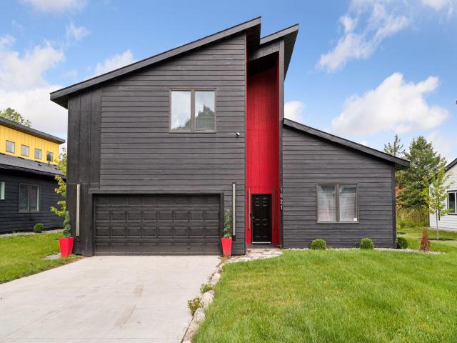 1021 Gardner Street E Wayzata MN 55391 - MLS# 6781738