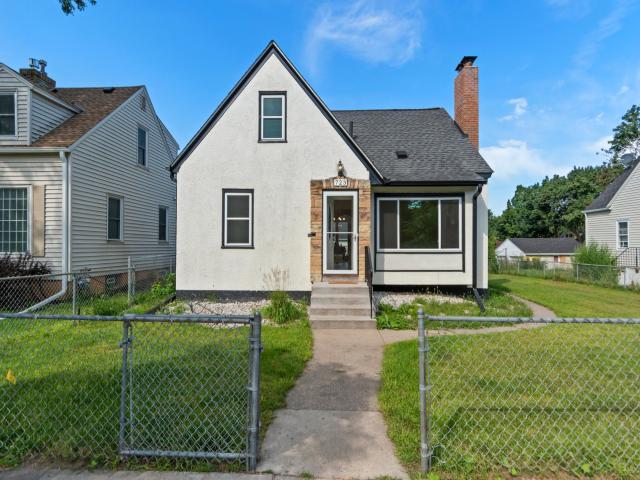 723 Sheridan Avenue N Minneapolis MN 55411 - MLS# 6781862
