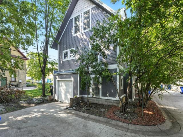 2122 Oakland Avenue Minneapolis MN 55404 - MLS# 6781877