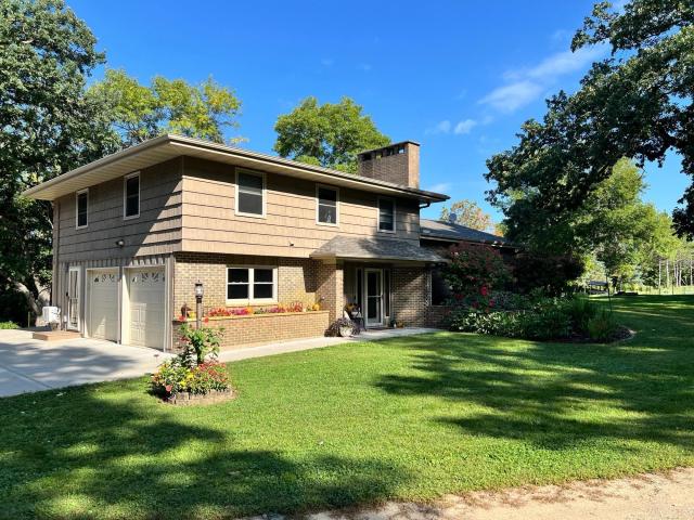 72965 225th Street Albert Lea MN 56007 - MLS# 6782059
