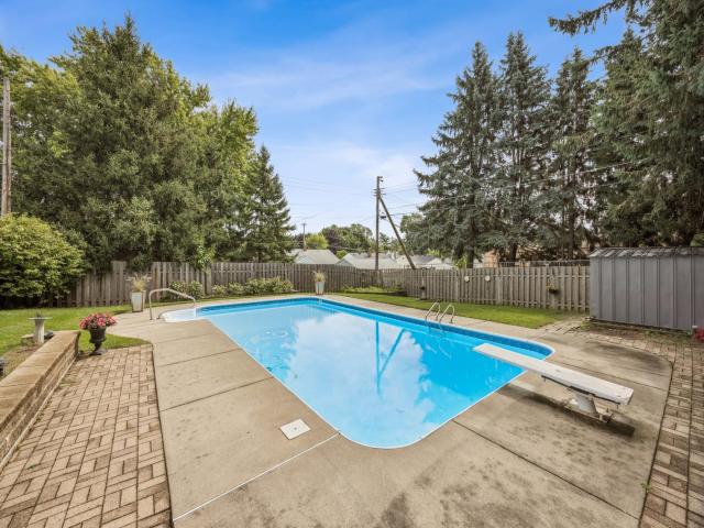 560 California Avenue E Saint Paul MN 55130 - MLS# 6782334
