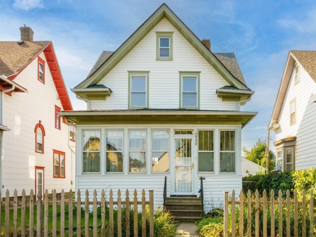 950 Aurora Avenue Saint Paul MN 55104 - MLS# 6782339