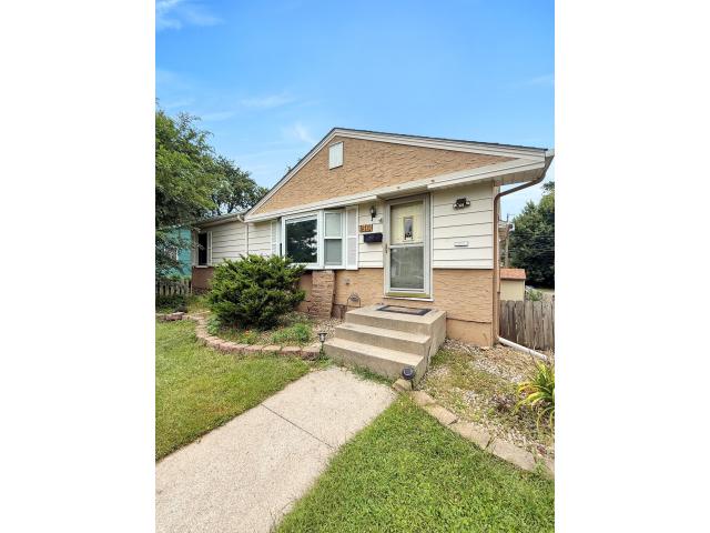 2161 Ross Avenue E Saint Paul MN 55119 - MLS# 6782655