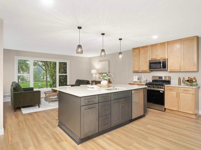 2040 Vagabond Lane N Minneapolis MN 55447 - MLS# 6782833