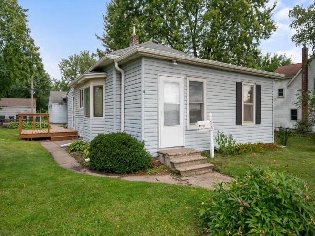 2521 12th Avenue E North Saint Paul MN 55109 - MLS# 6783220
